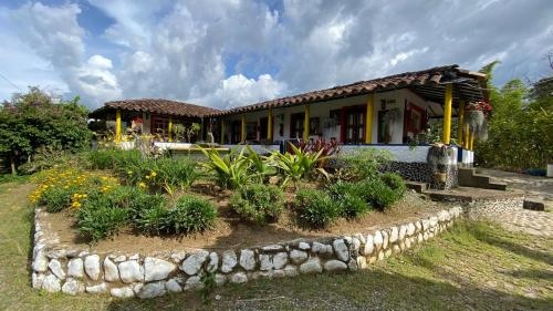 Finca Hotel La Kolorina