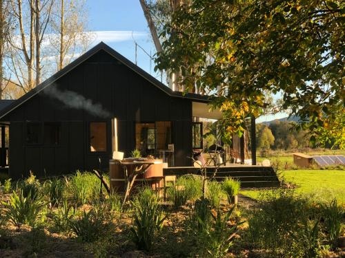 Fiery Peak Eco-Cottage