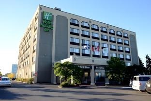 Holiday Inn Montreal Longueuil by IHG