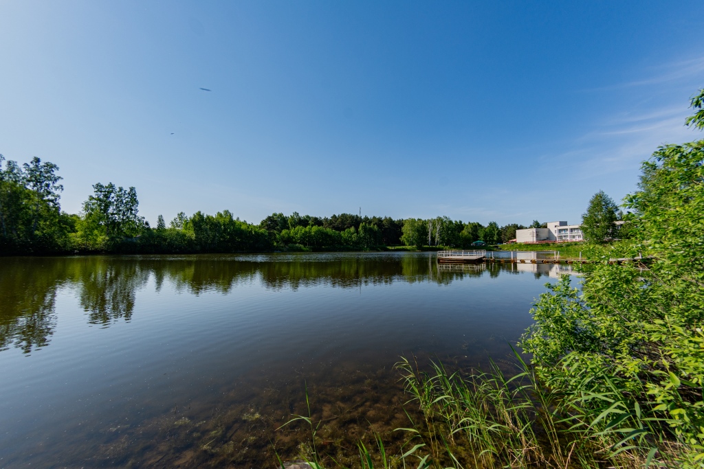 Living Quarter Goluboe Ozero