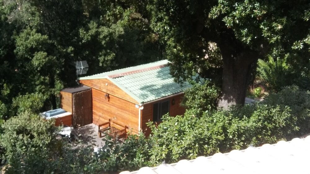 House With 2 Bedrooms in Porticcio, With Wonderful Mountain View and Enclosed Garden - 5 km From the Beach