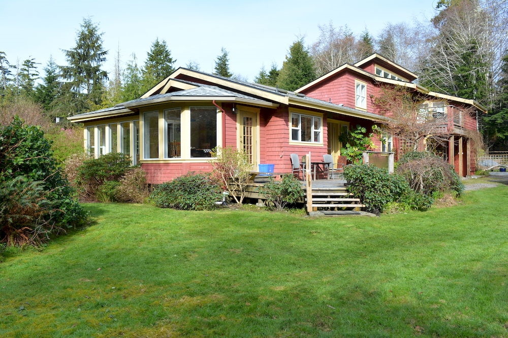 South Chestermans Beach Retreat