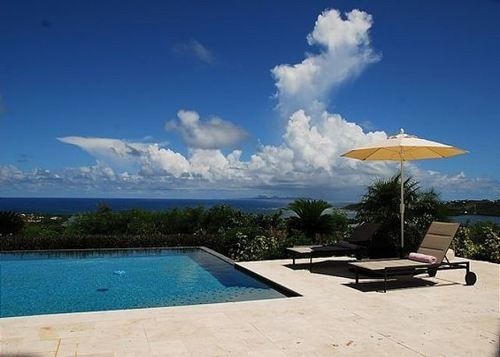 Monte Verde 4 Br villa by RedAwning