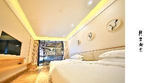 Emeis Van Stars Mountain House