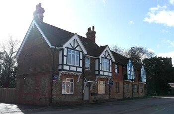 Hatton House , Midhurst 489514