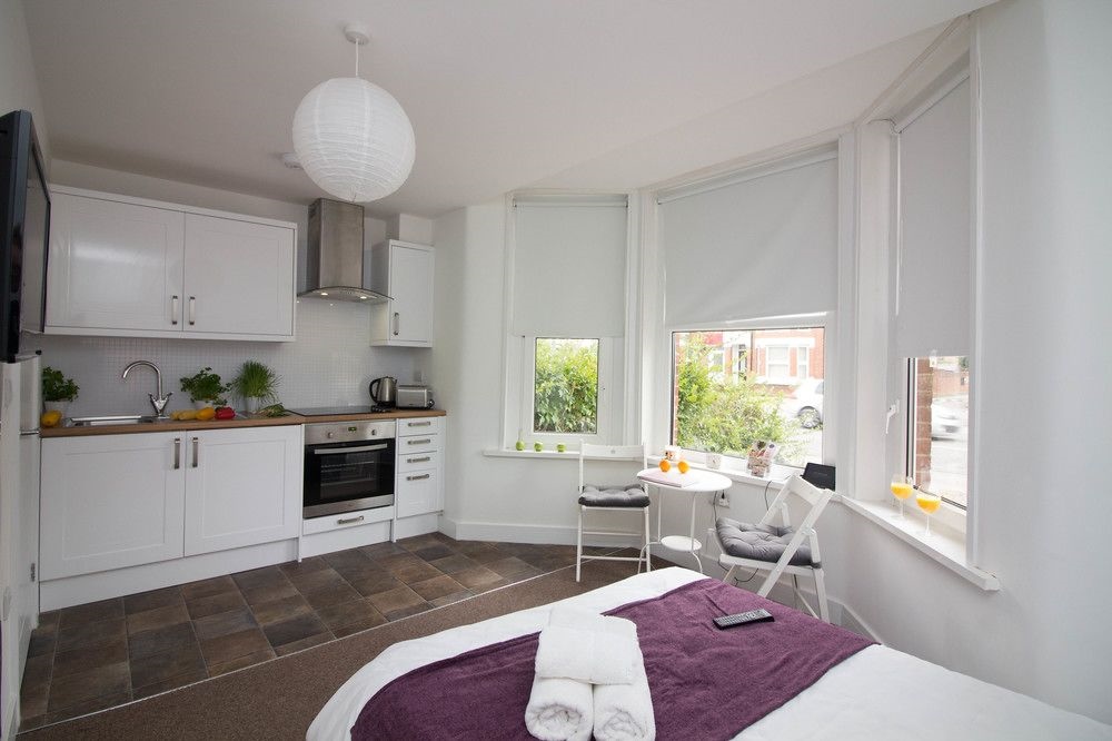 Diamond - Beddoe Apartment 1