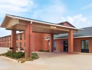 Days Inn by Wyndham Alva