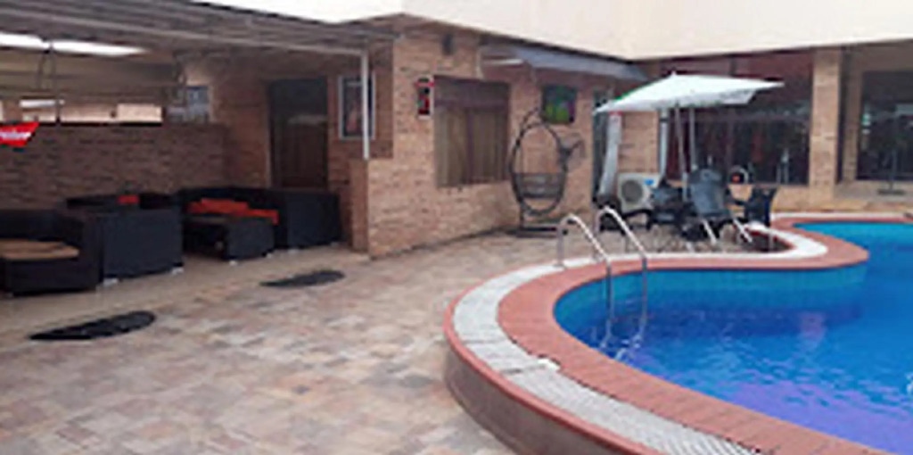 Geneva Hotel And Suites