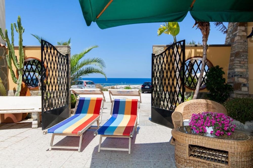 Lovely 1-bed Villa in Balestrate