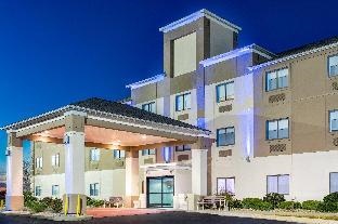 Holiday Inn Express HOWE (STURGIS, MI)