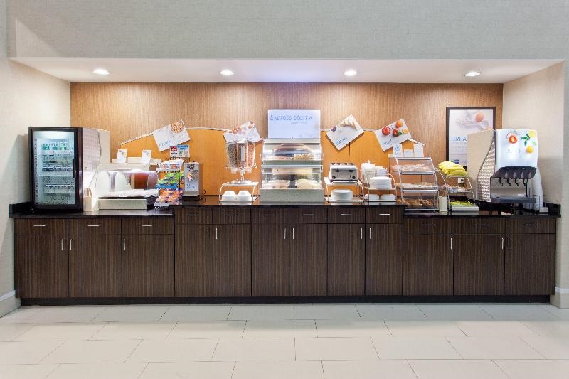 Holiday Inn Express Dalton