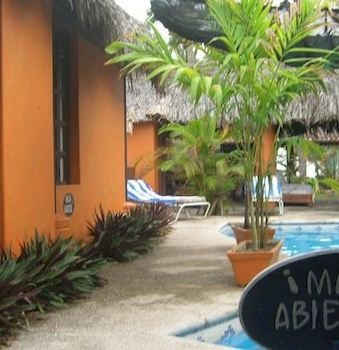 Casa Las Olas Boutique & Beach Club