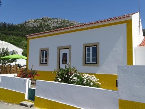 Casa Do Avo In Montejunto