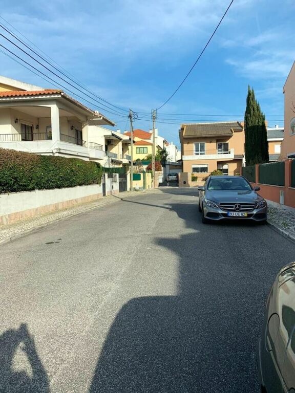 House With 3 Bedrooms in Sao Domingos de Rana, With Wonderful Mountain View and Enclosed Garden Near the Beach
