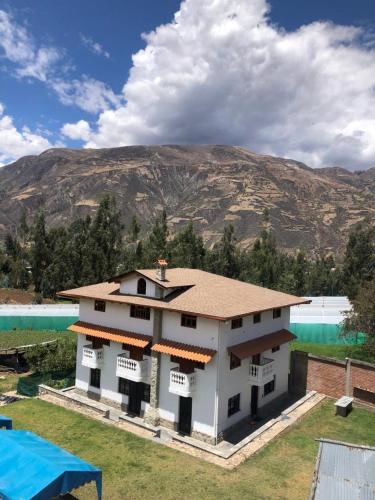 Lodge Restaurant Acopampa Inn