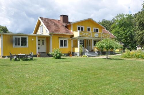 Hotell Pensionat Bja Rkelund