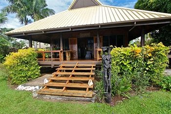 Dolphin Bay Divers Bungalow