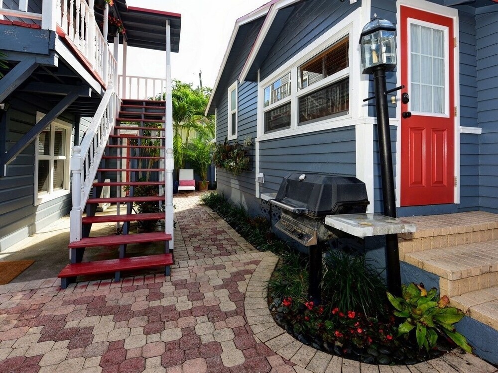 Conch Shell Cottage Unit 2