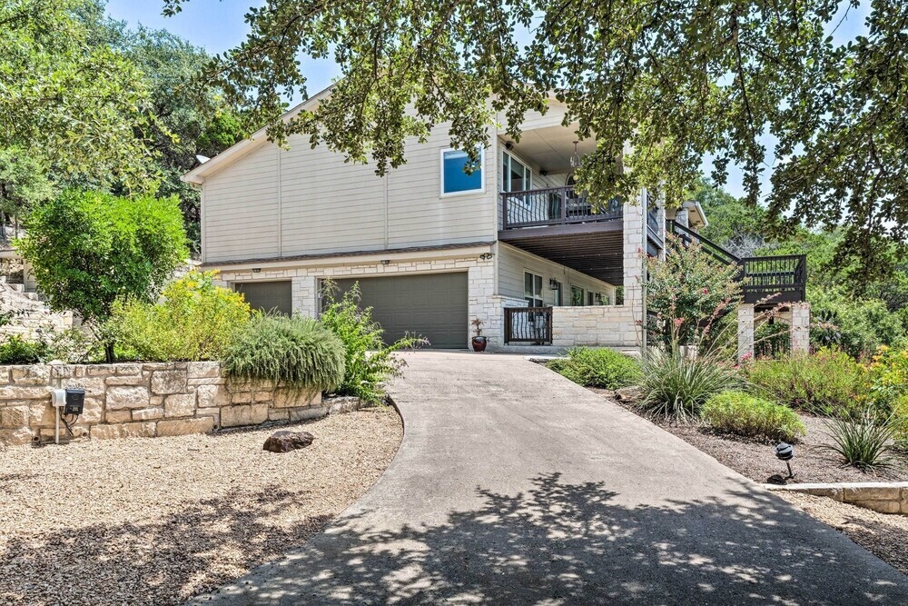 Jonestown House On Hill W/ Lake Travis Views!