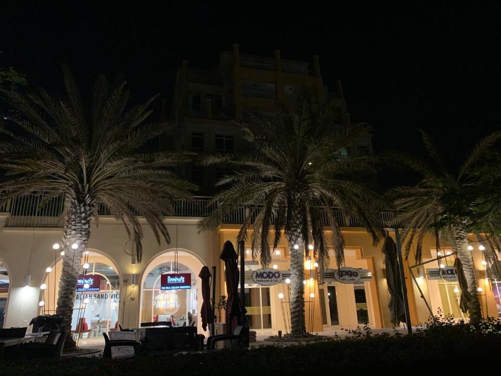 JAR Beach tower 2 city view