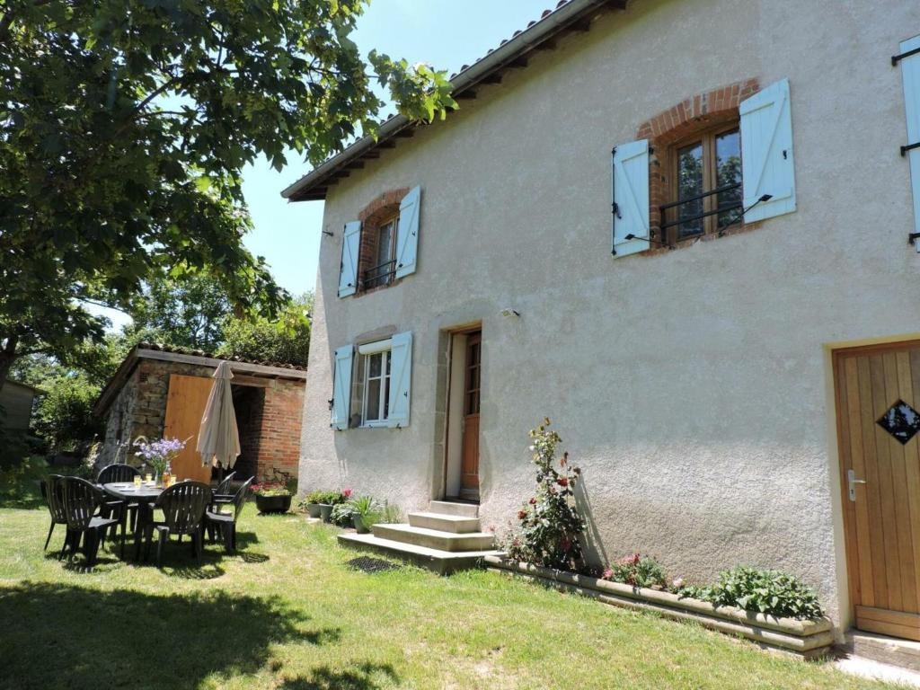 Gîte Pralong, 3 Pièces, 4 Personnes - Fr-1-496-117