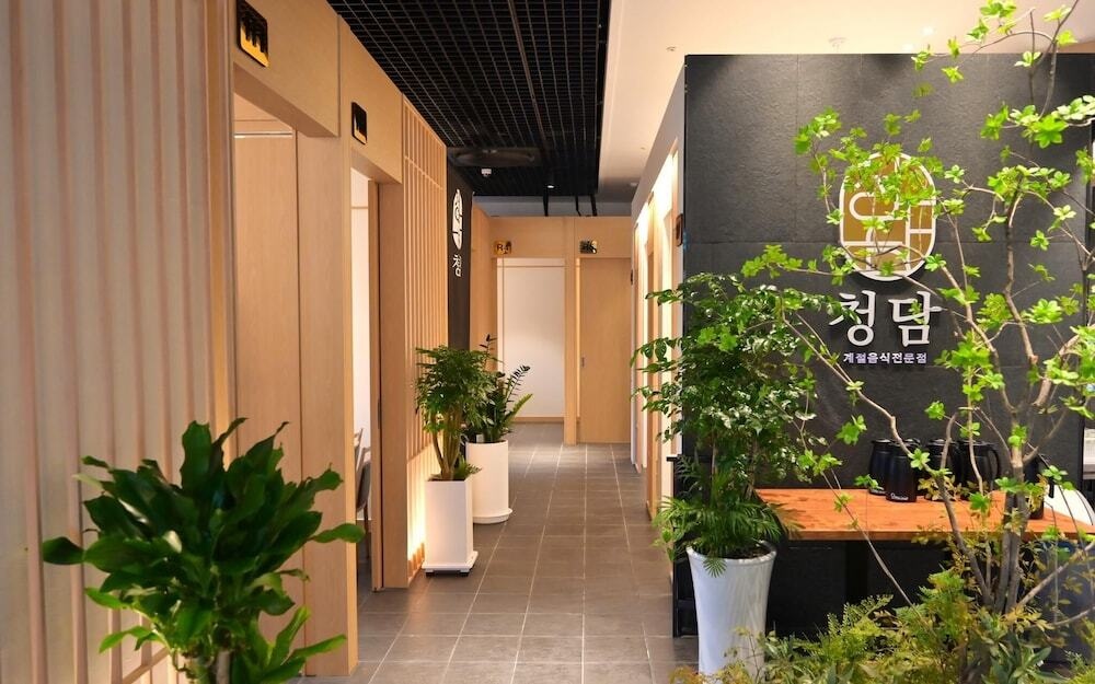 Naju Duplex Residence Hotel