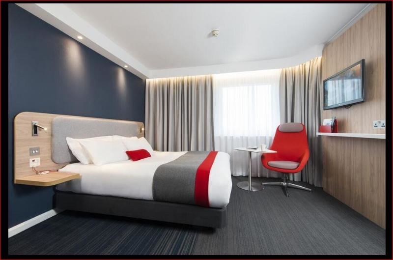 Holiday Inn Express Bicester by IHG