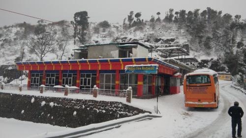 Himalaya View, Dhanaulti