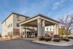 Comfort Suites Auburn Hills-Detroit