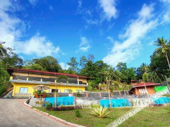 Honey Bay Resort Lembeh