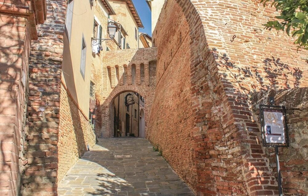 La Fattoria Di Lari
