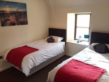 Diamond - No. 3 Abbey