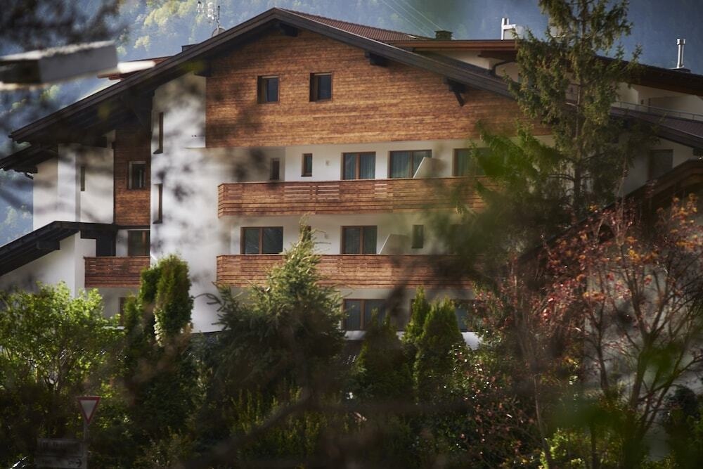 La Vimea Biotique Hotel