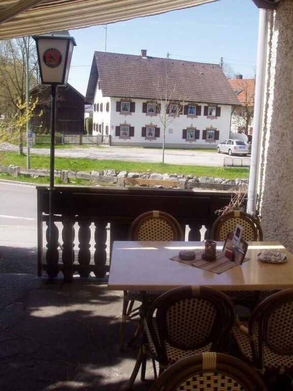 Gaestehaus An Der Peitnach