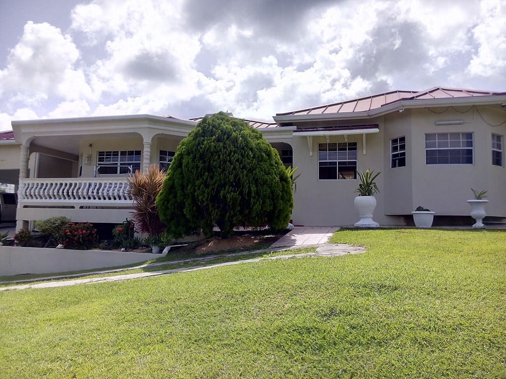 Miss J Bed And Breakfast