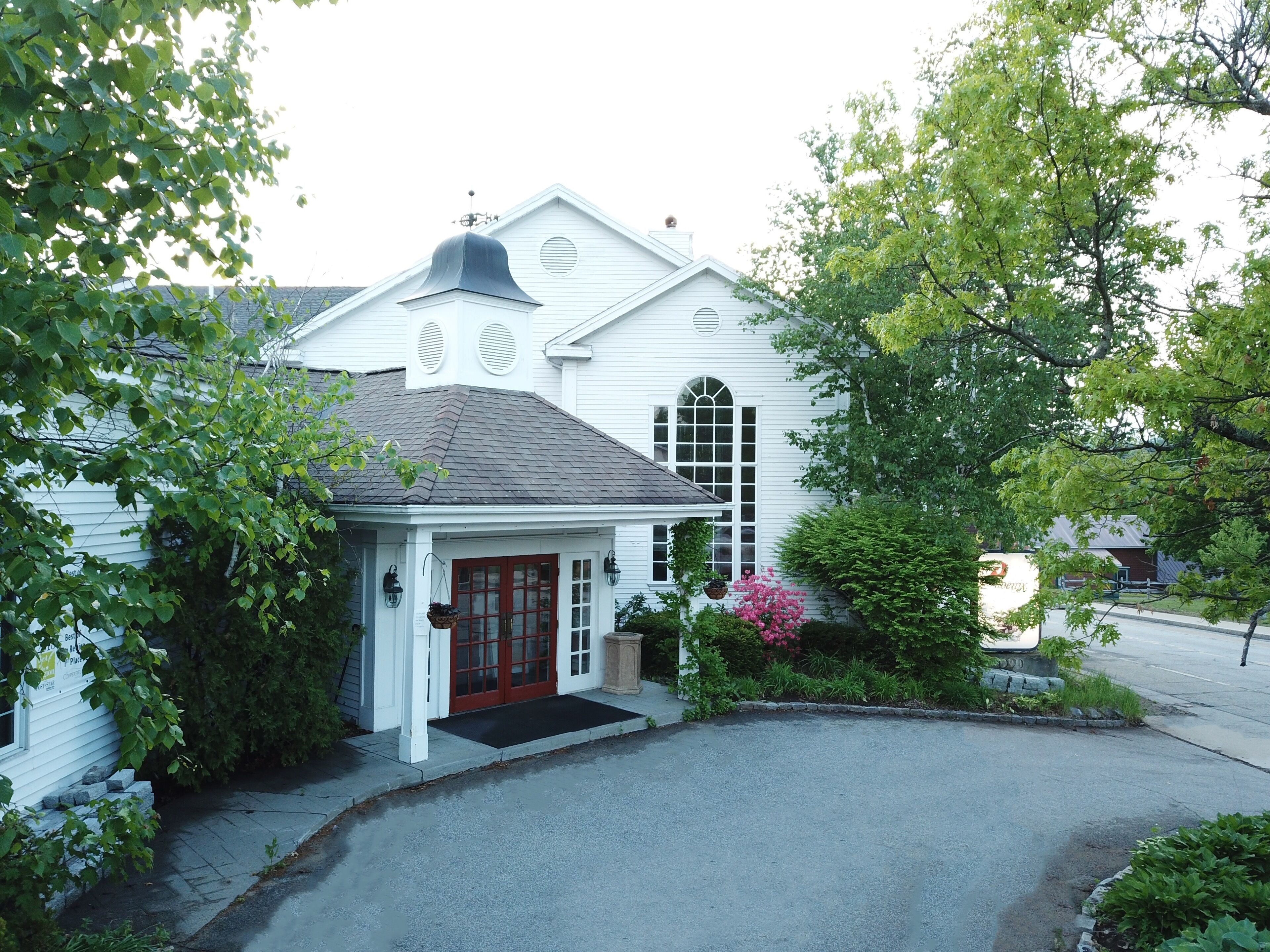 Copperfield Inn Resort