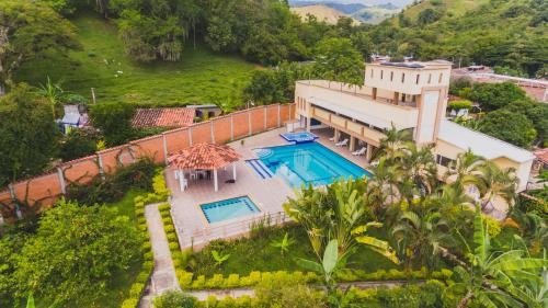 Hotel Manantial Buga