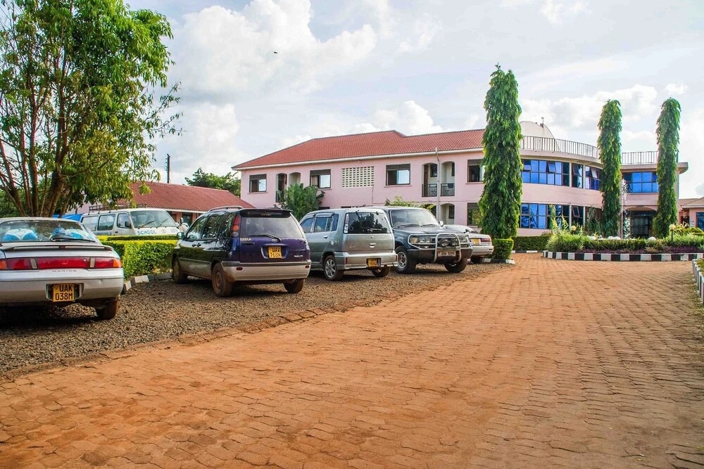 Gracious Palace Hotel