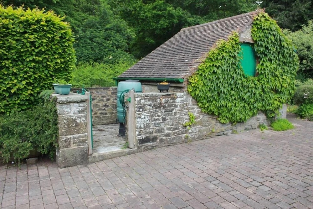 Colourful Forest Of Dean Pikehouse