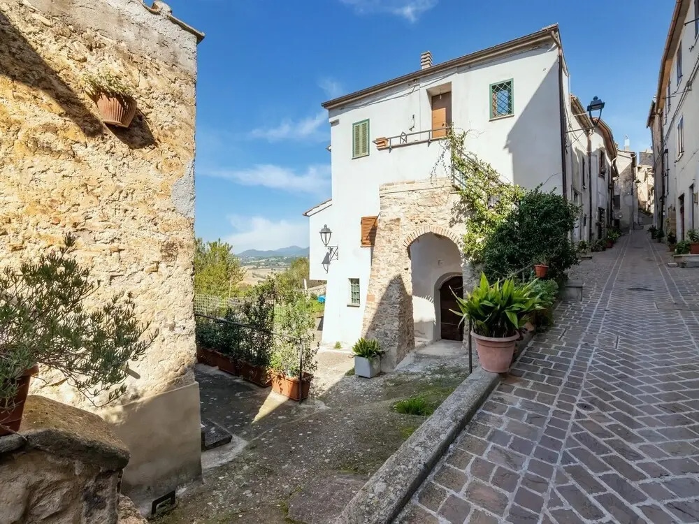 Lush Villa In Umbria With Private Pool