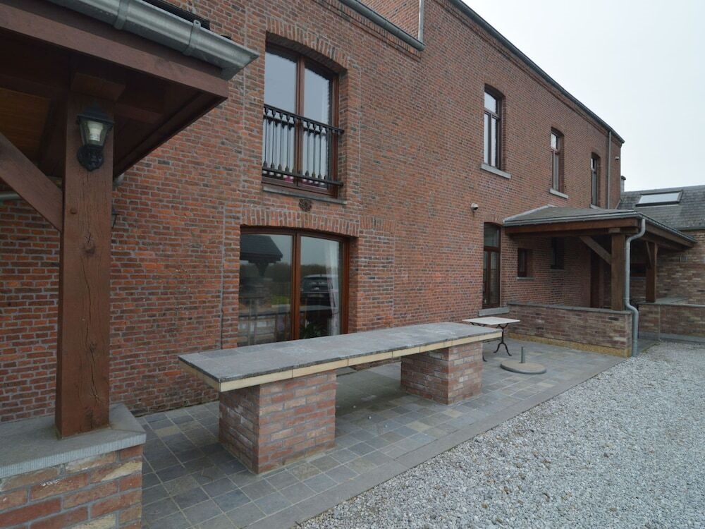 Holiday Home in Cul-des-sarts Near Forest