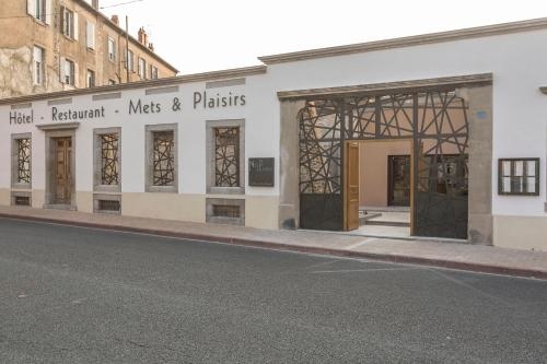 Hotel & Restaurant Mets Et Plaisirs