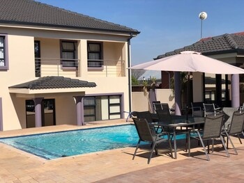 Thokomala Guest House