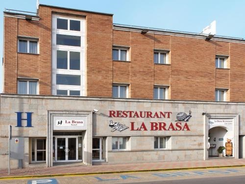 Hotel Restaurant La Brasa De Riudarenes