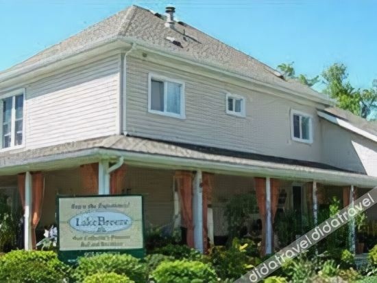 LakeBreeze Niagara Bed & Breakfast