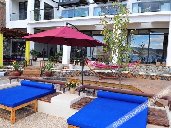 Dali Water's Edge Resort