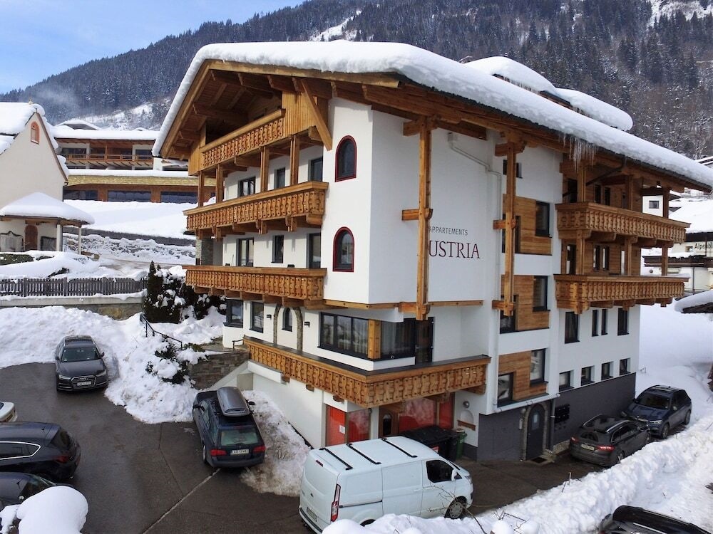 Apartment in Finkenberg Near Ski Lift