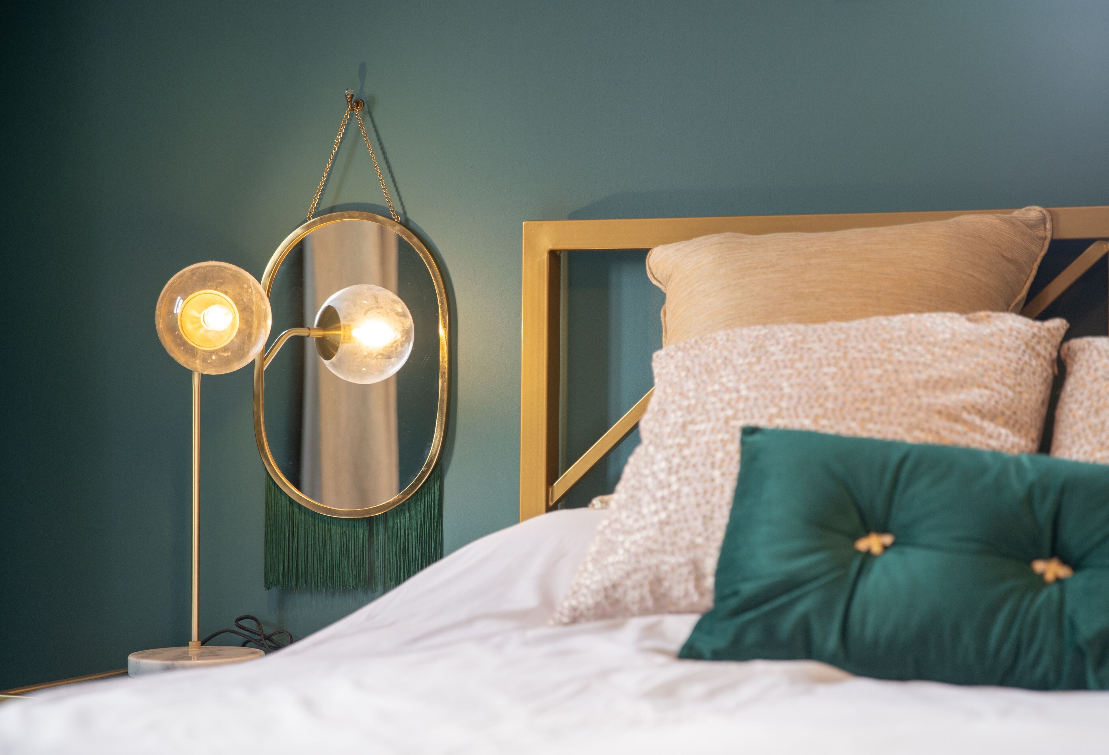 6 Bedroom New Build Detached House In Bicester