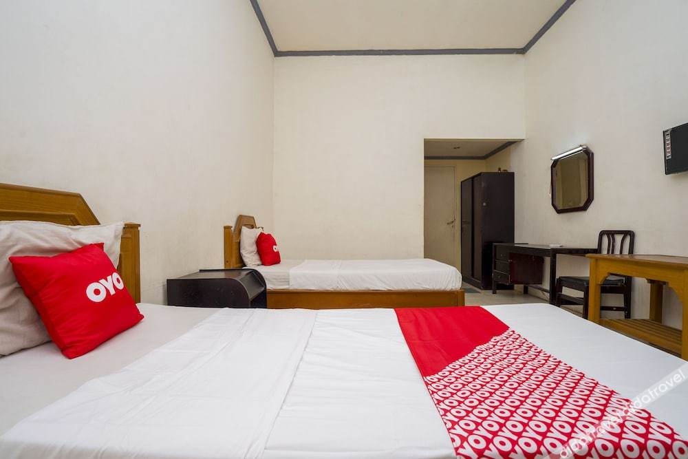 OYO 1989 Hotel Pelangi Harapan