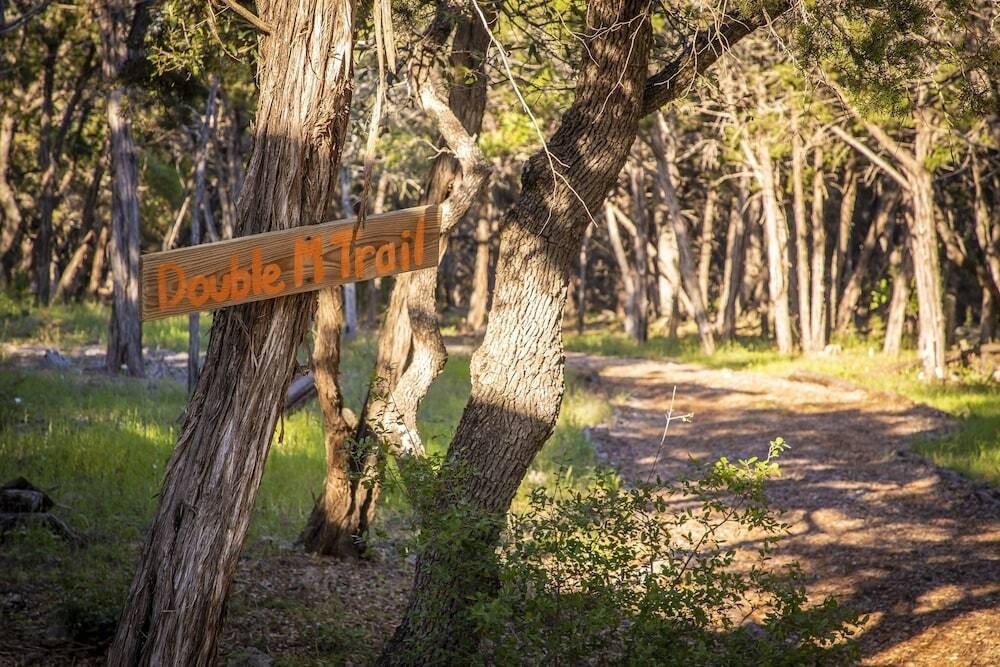 Hilltop Hideaway 14438 By Redawning